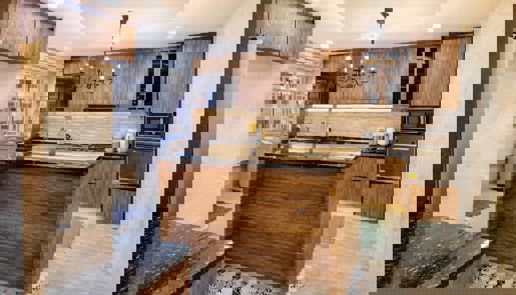 Portfolio 4 ( Candeo - Emerald Pearl )